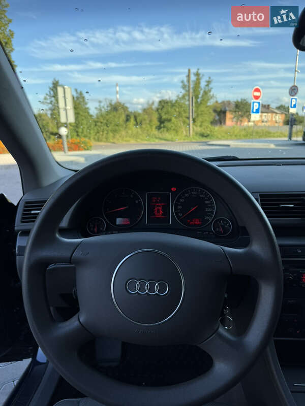 Универсал Audi A4 2003 в Владимире