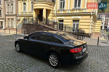 Седан Audi A4 2012 в 