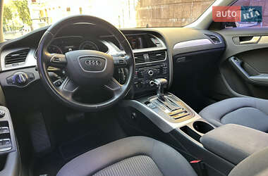 Седан Audi A4 2012 в 