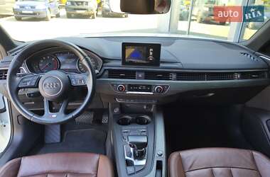 Седан Audi A4 2018 в 