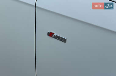 Седан Audi A4 2016 в 