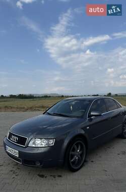 Седан Audi A4 2004 в Тячеві