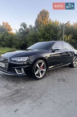 Седан Audi A4 2016 в Буче