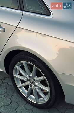 Седан Audi A4 2014 в 