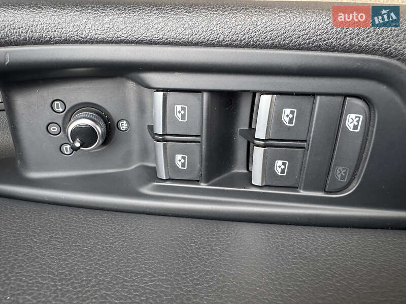 Седан Audi A4 2017 в Николаеве