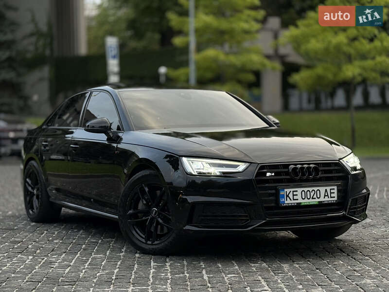 Audi A4 2016