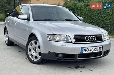 Седан Audi A4 2001 в 