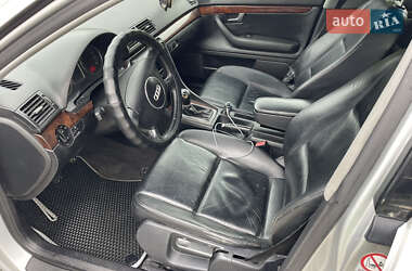 Седан Audi A4 2001 в 