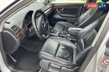 Седан Audi A4 2001 в 