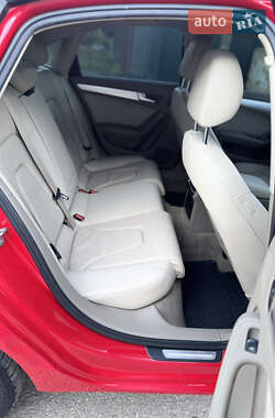 Седан Audi A4 2011 в 