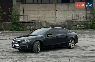 Седан Audi A4 2012 в 