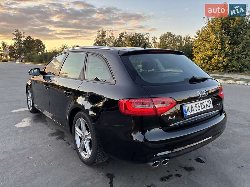 Универсал Audi A4 2015 в Киеве