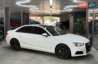 Седан Audi A4 2016 в Одессе