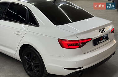 Седан Audi A4 2016 в 