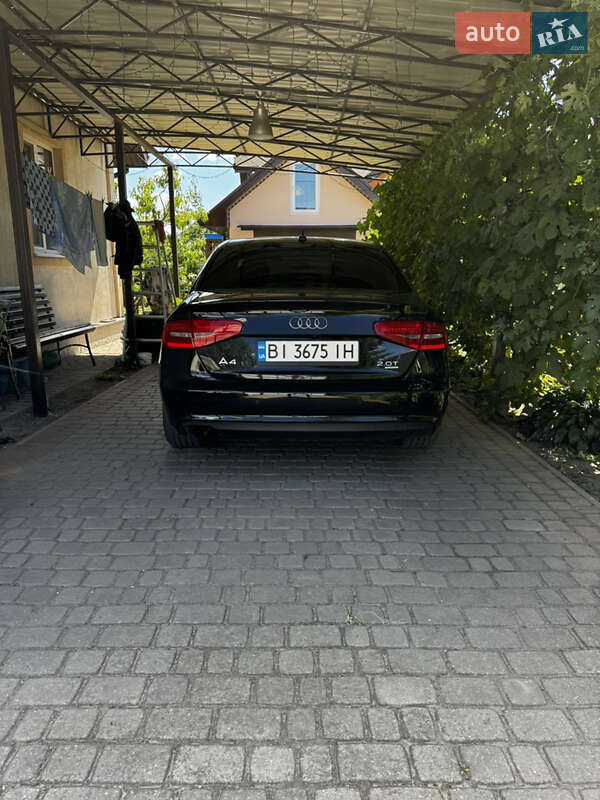 Седан Audi A4 2013 в Полтаве