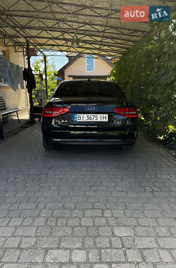 Седан Audi A4 2013 в 