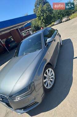 Седан Audi A4 2013 в 