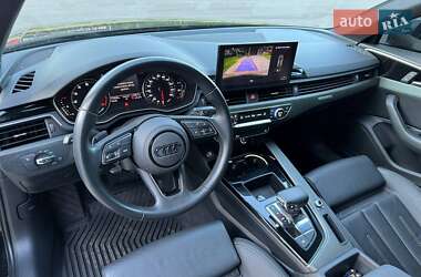 Седан Audi A4 2019 в 