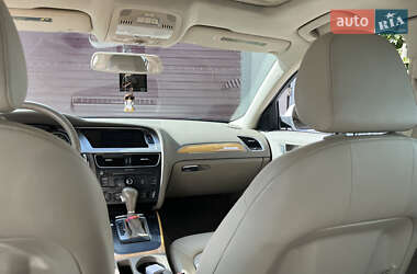 Седан Audi A4 2010 в 
