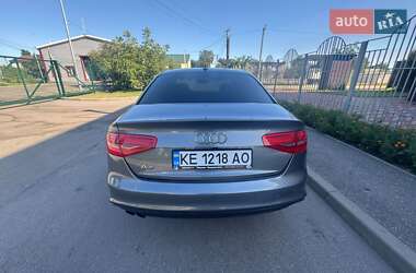 Седан Audi A4 2013 в 