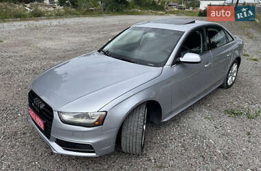 Седан Audi A4 2015 в 