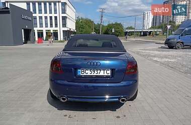 Кабриолет Audi A4 2003 в 