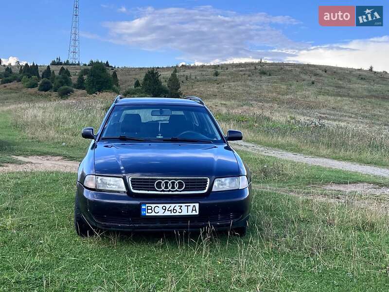 Универсал Audi A4 1997 в Турке