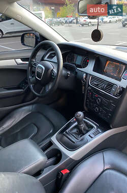 Седан Audi A4 2010 в 