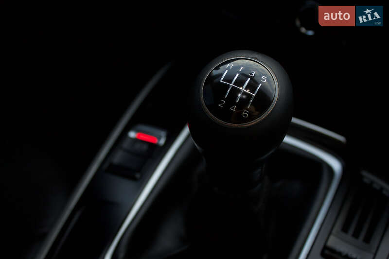 Седан Audi A4 2010 в Киеве