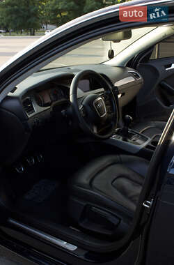 Седан Audi A4 2010 в 