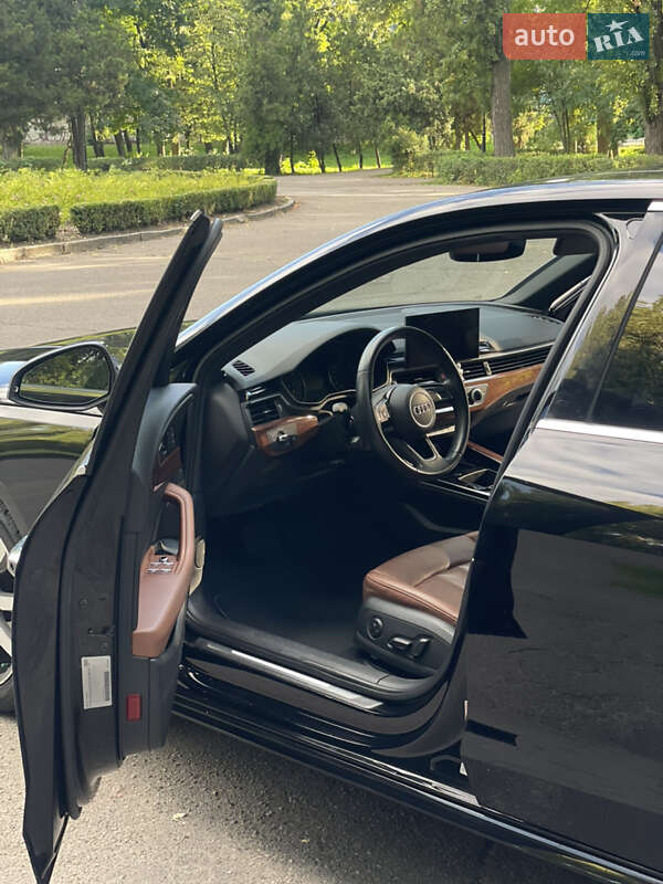 Седан Audi A4 2020 в Киеве фото 5 Седан Audi A4 2020 в Киеве