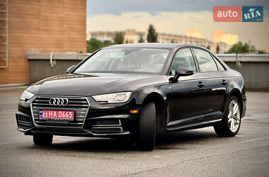 Седан Audi A4 2017 в 