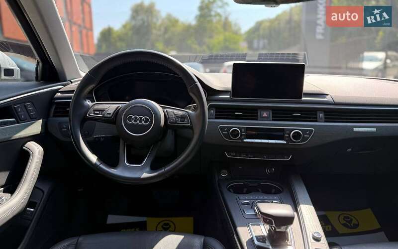 Седан Audi A4 2019 в Черновцах