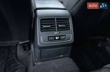 Универсал Audi A4 2017 в 