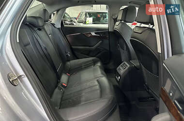 Седан Audi A4 2019 в 