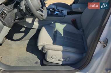 Седан Audi A4 2018 в 