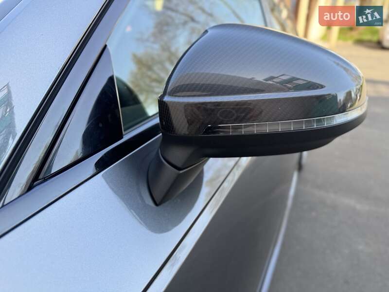 Седан Audi A4 2018 в Одессе