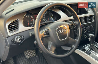 Седан Audi A4 2012 в 
