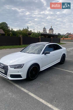 Седан Audi A4 2016 в 