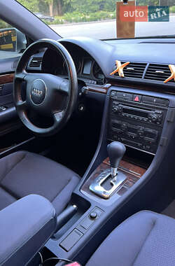 Седан Audi A4 2003 в 