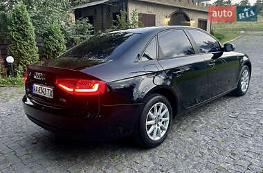Седан Audi A4 2012 в 