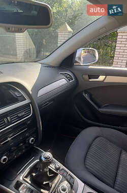 Седан Audi A4 2013 в 