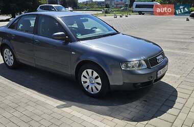 Седан Audi A4 2001 в Рівному