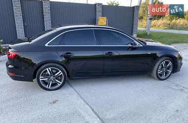 Седан Audi A4 2018 в 
