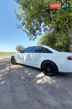 Седан Audi A4 2009 в 