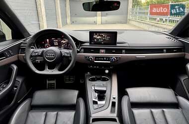 Седан Audi A4 2018 в 