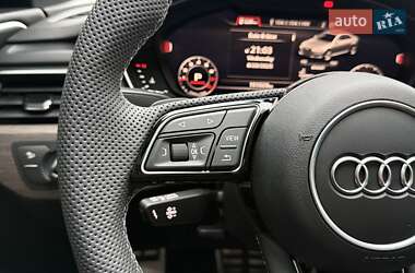 Седан Audi A4 2018 в 