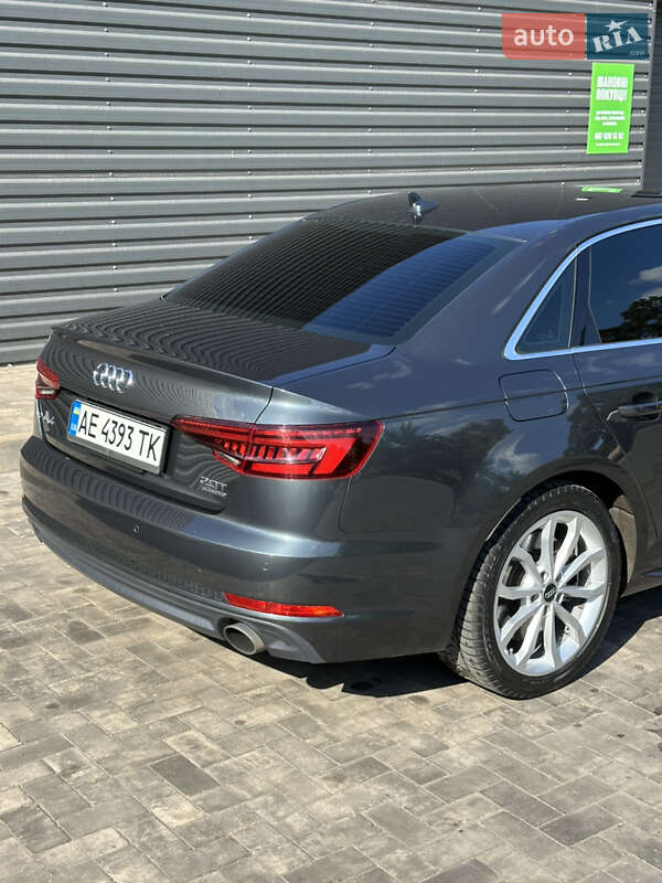 Седан Audi A4 2017 в Кривом Роге