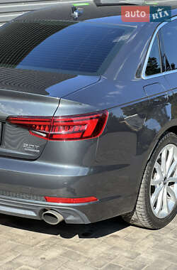 Седан Audi A4 2017 в 