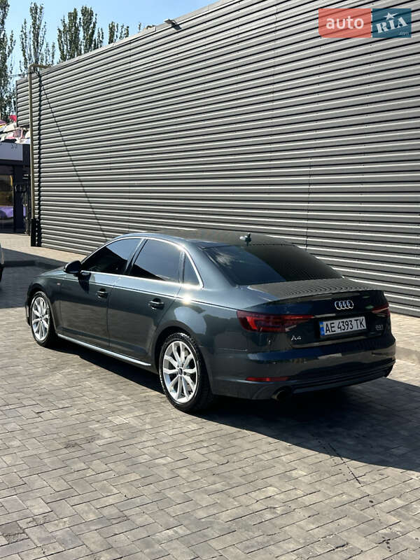 Седан Audi A4 2017 в Кривом Роге